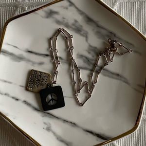 Peace double pendant necklace ✌🏼☮️